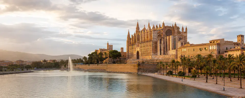 Illustrated panoramic view representing Palma, Spain, in natural weather light